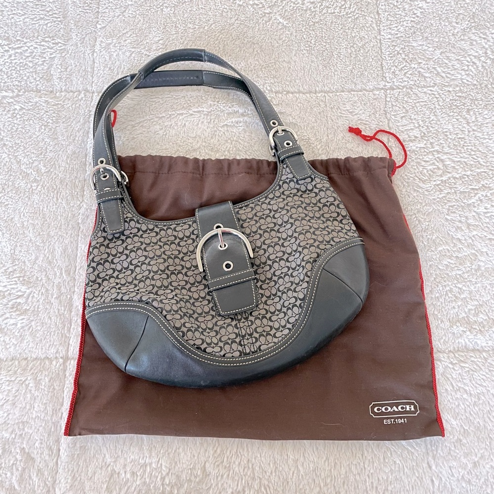 COACH 7074 BLACK AND GRAY SIGNATURE PURSE